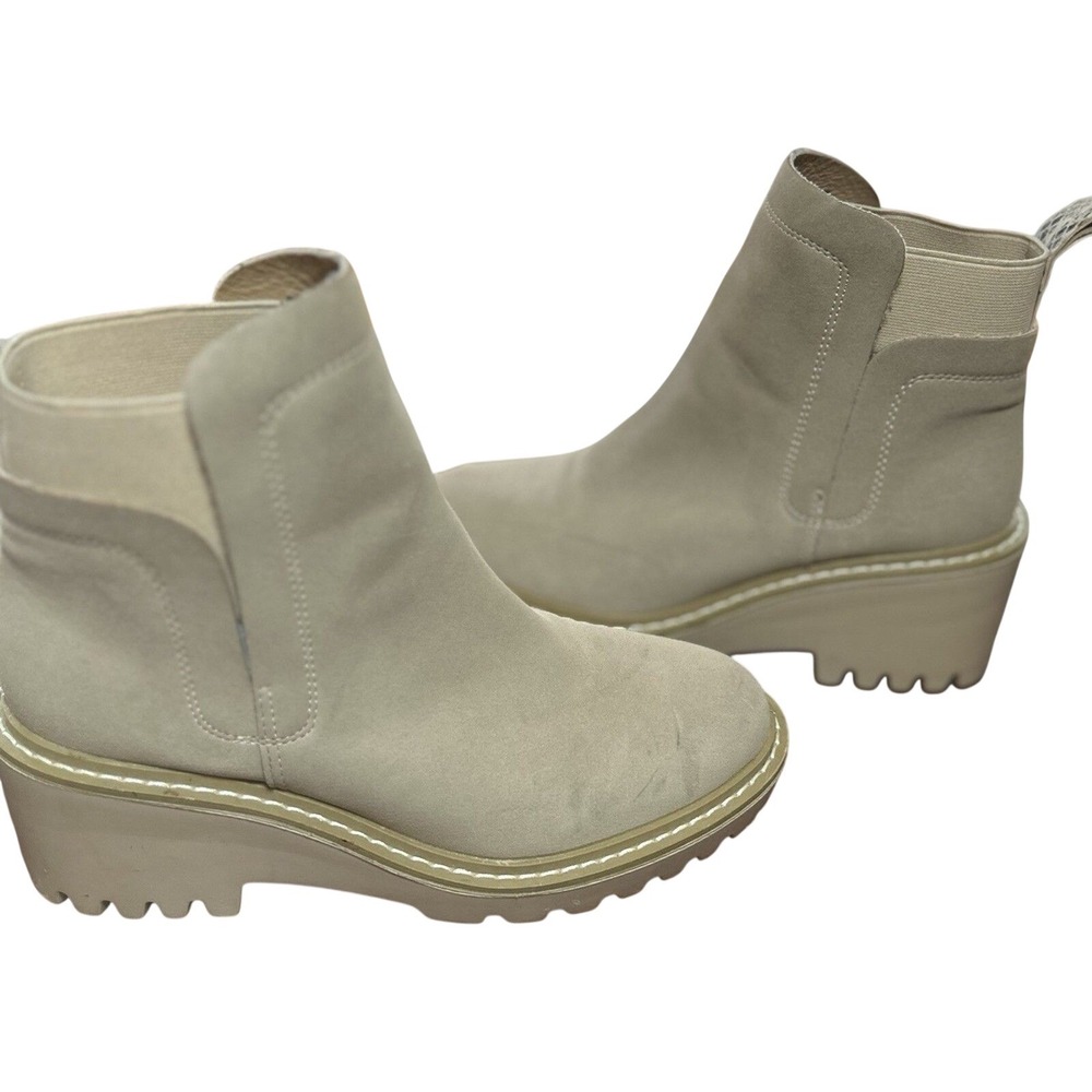 Women's Preowned Catherine Malandrino Cream Wedge Bootie Boots 7.5